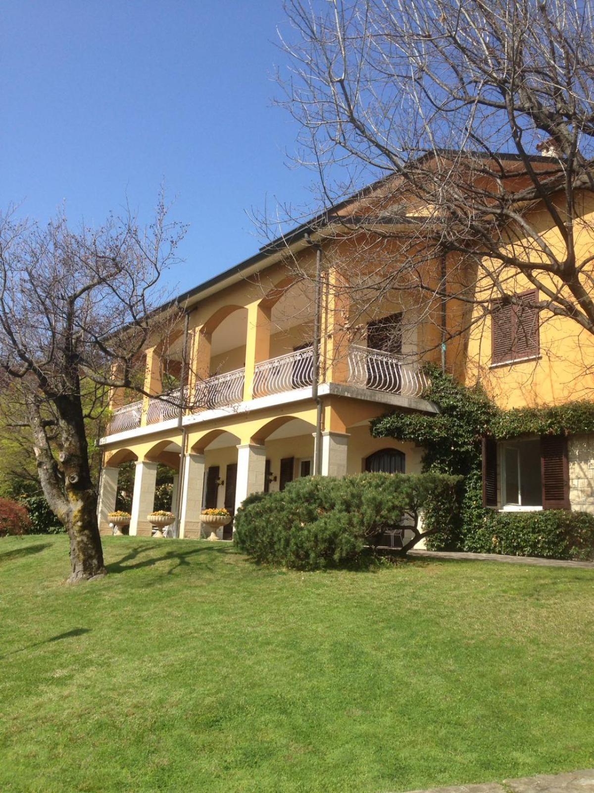 Giuseppe B&B Sarnico Bagian luar foto